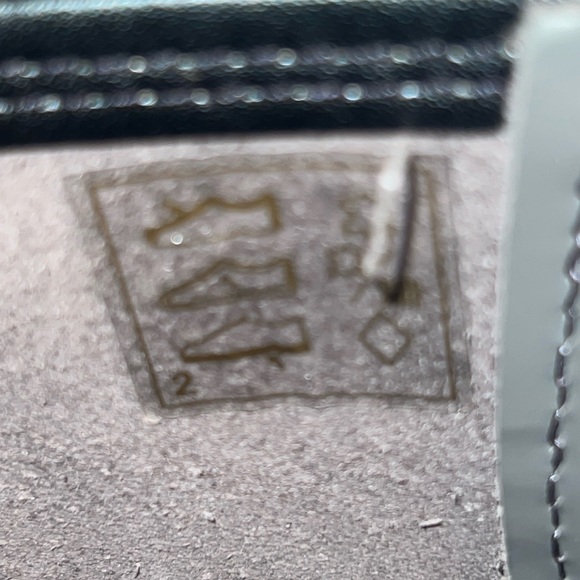 Dr Marten’s 1460 grey leopard print leather boots-Women size 6 & 8-2 pairs-NWOT - Picture 11 of 13